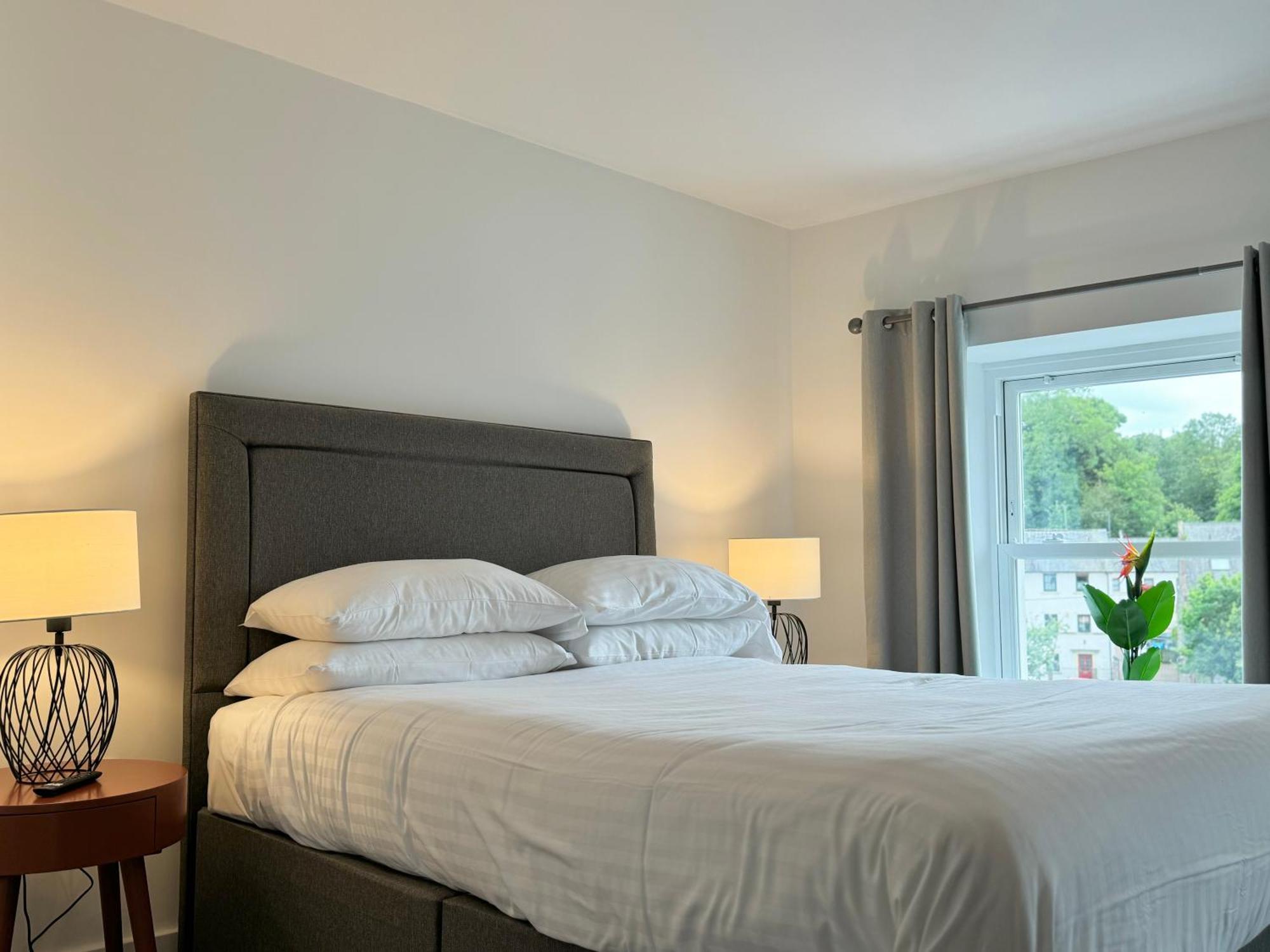 The Ravens Inn Ulverston Extérieur photo